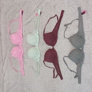 La Senza 34A bras